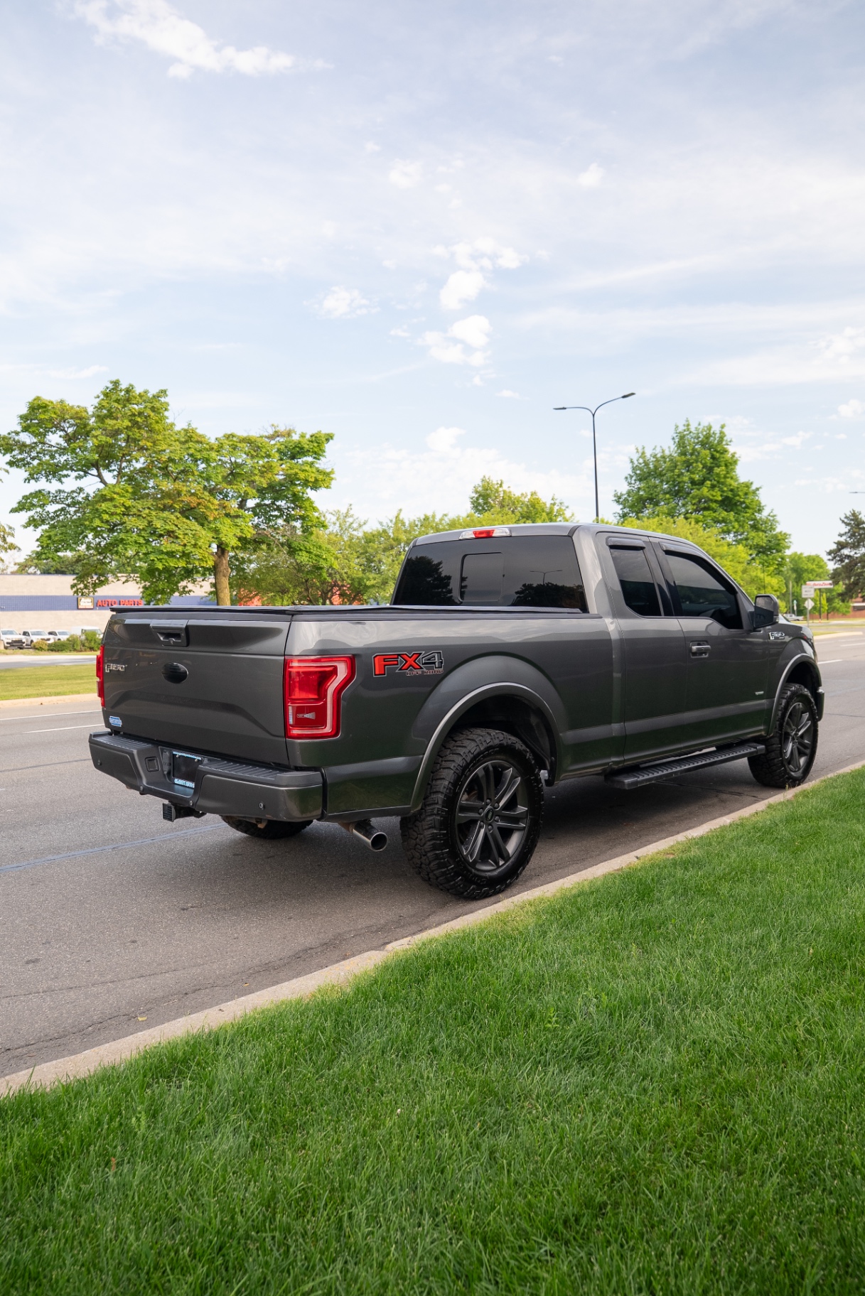 2015 Ford F-150 Lariat - Photo 4