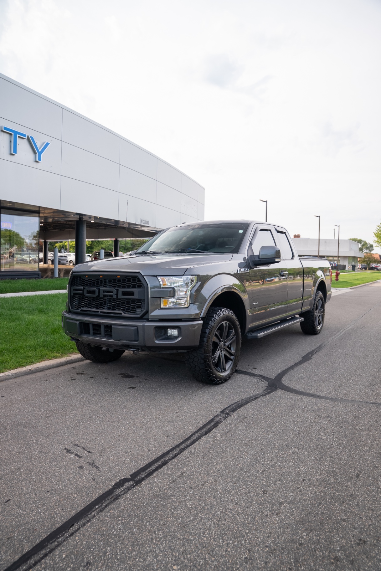 2015 Ford F-150 Lariat - Photo 8