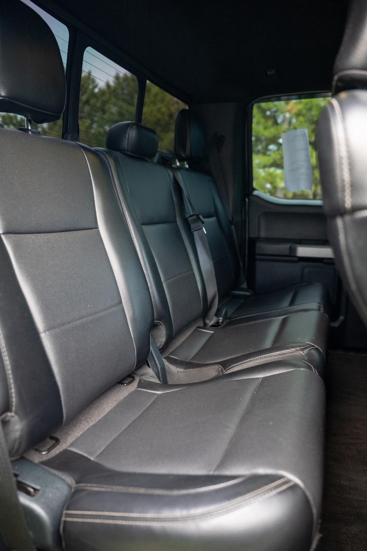 2015 Ford F-150 Lariat - Photo 17