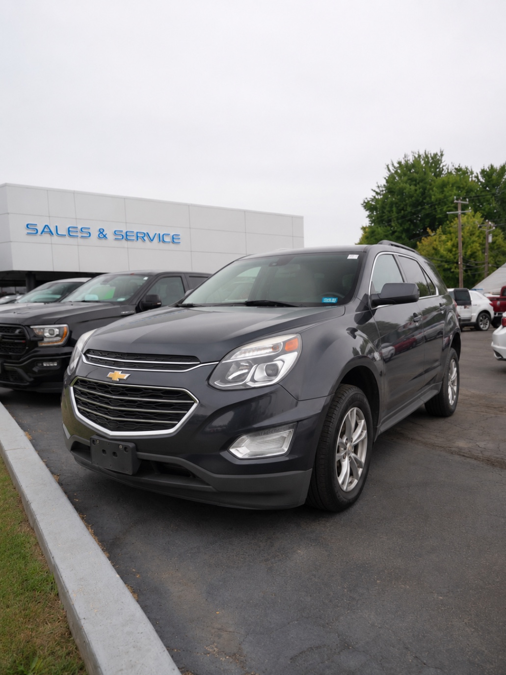 2016 Chevrolet Equinox LT - Image 1