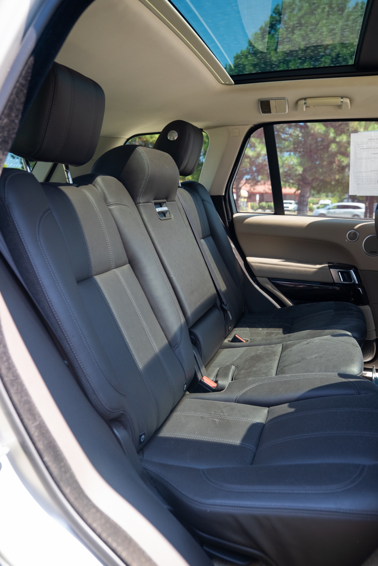2017 Land Rover Range Rover HSE - Photo 16