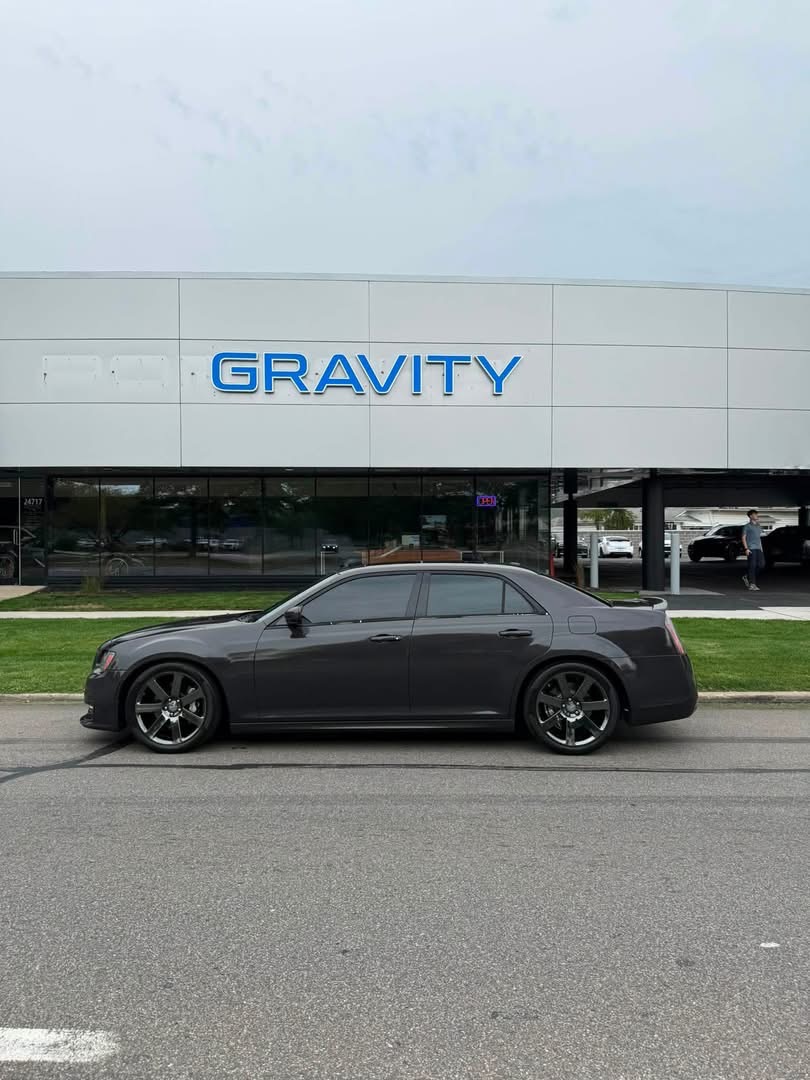 2014 Chrysler 300 SRT-8 - Image 1