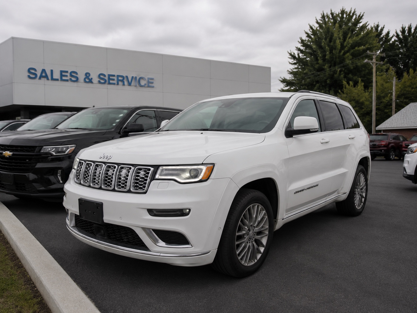 2018 Jeep Grand Cherokee Summit - Image 1